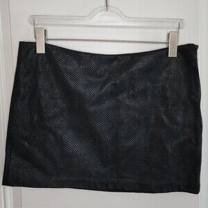 Haute Hippie Black Genuine Leather Snakeskin Print Mini Skirt Size Large